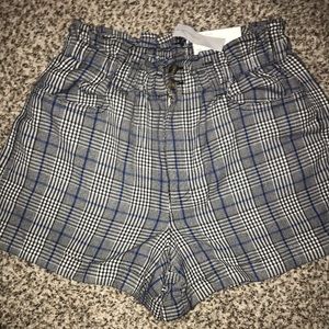 American eagle plaid shorts